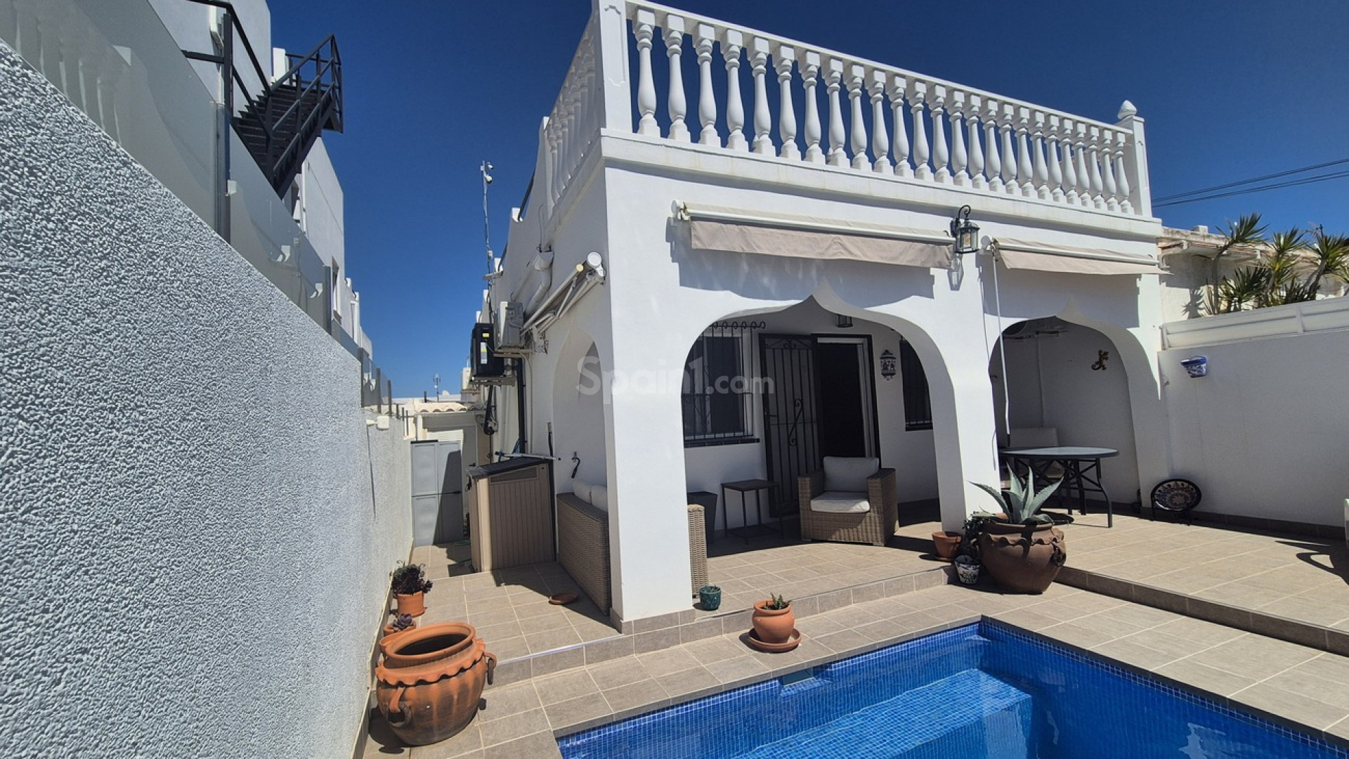 Resale - Parhus -
San Miguel de Salinas - Costa Blanca
