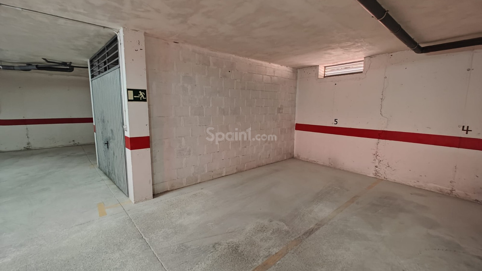 Resale - Parking Space / Garage -
TORREVIEJA - Playa de los Locos