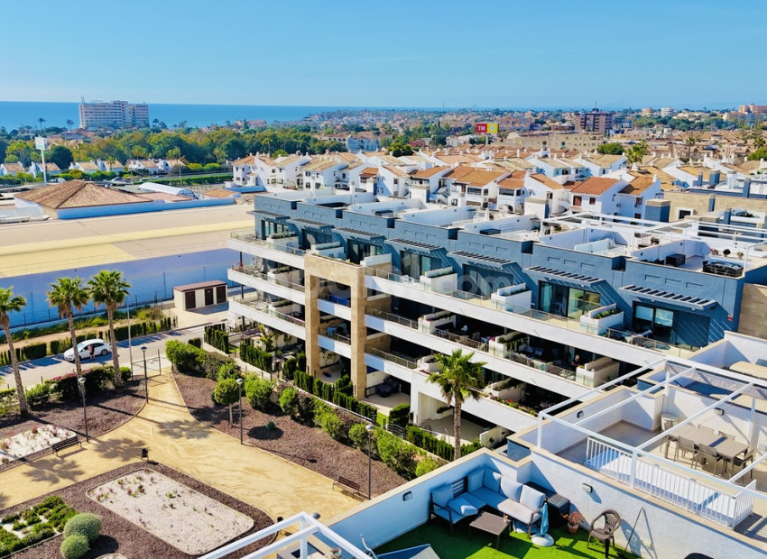 Resale - Penthouse -
Playa Flamenca
