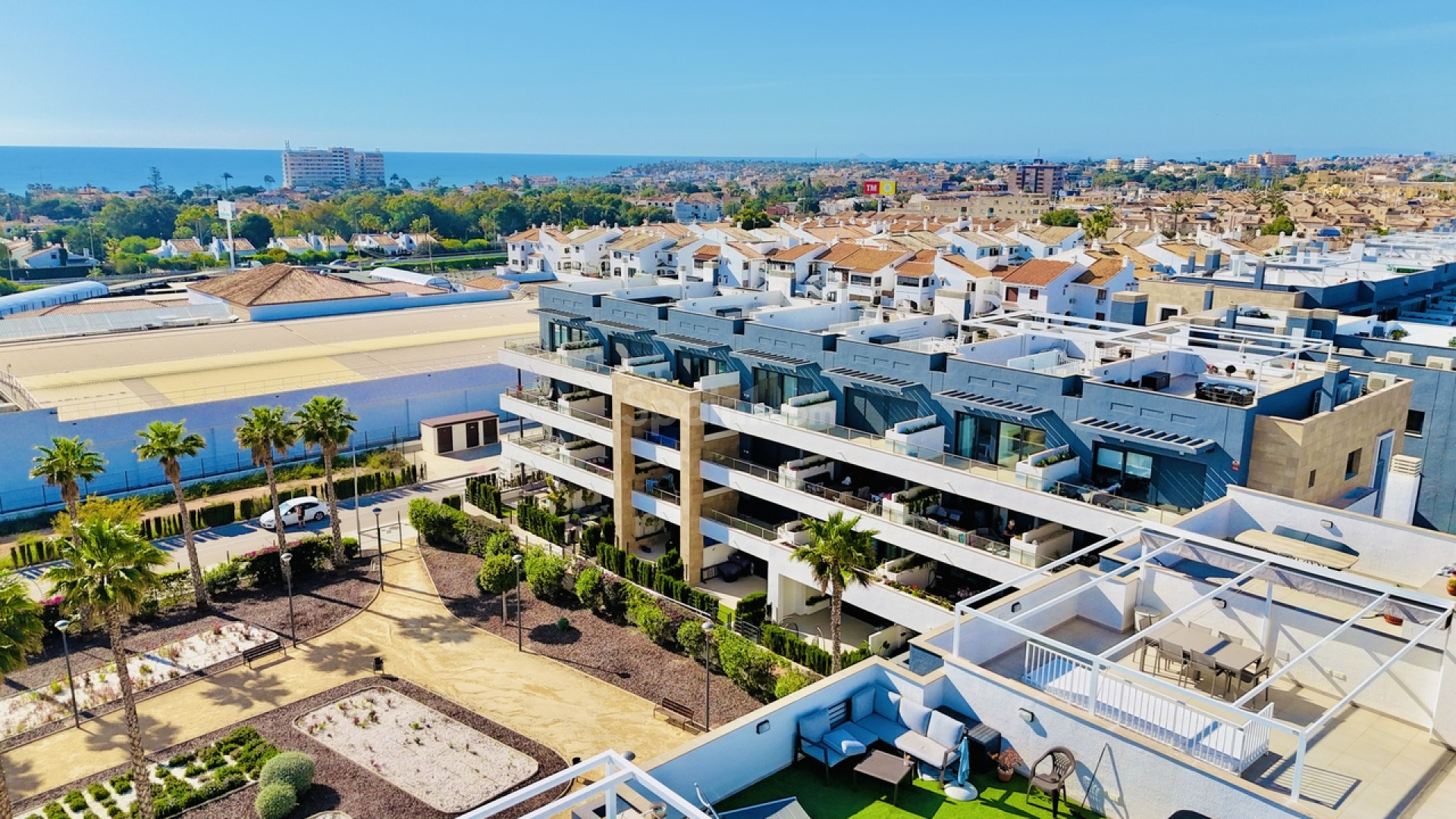 Resale - Penthouse -
Playa Flamenca