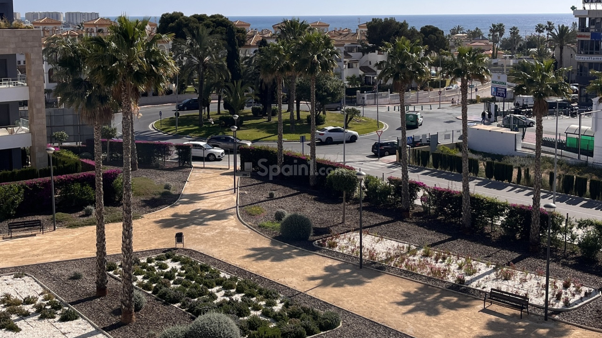 Resale - Penthouse -
Playa Flamenca