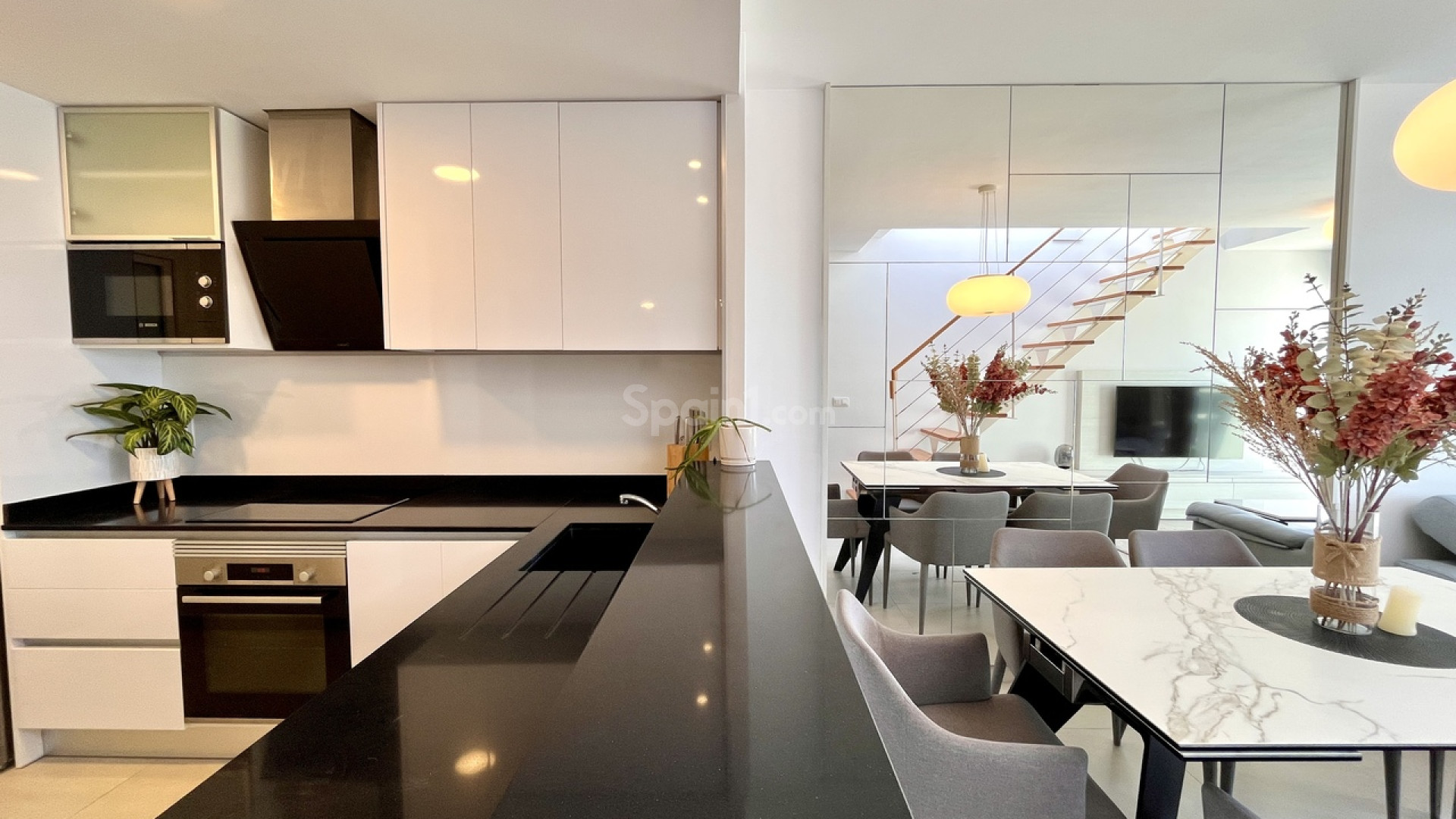 Resale - Penthouse -
Playa Flamenca