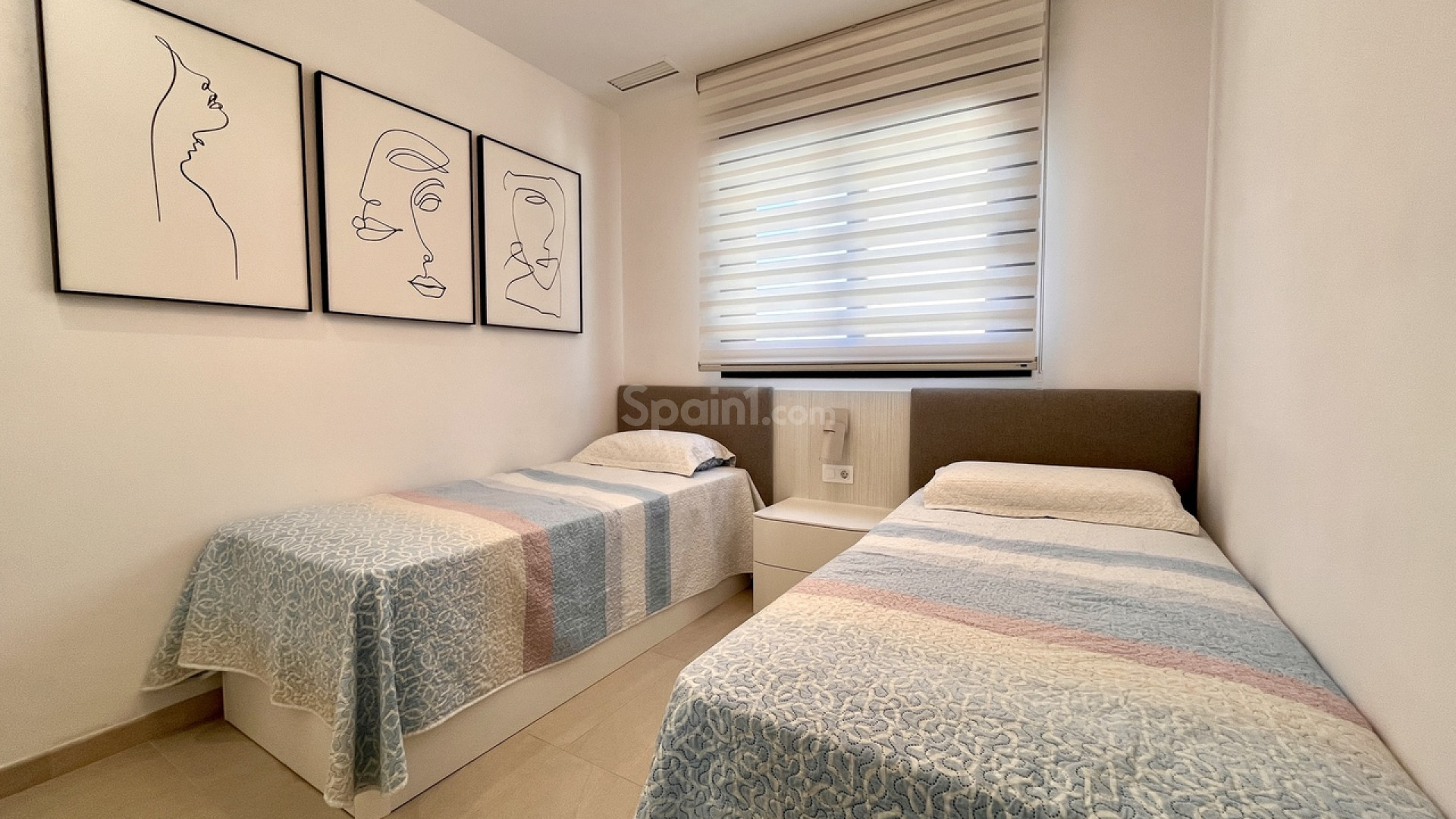 Resale - Penthouse -
Playa Flamenca