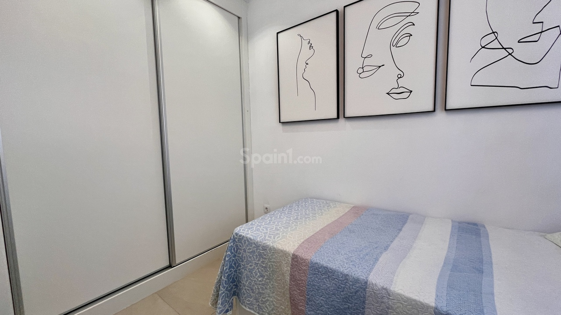 Resale - Penthouse -
Playa Flamenca