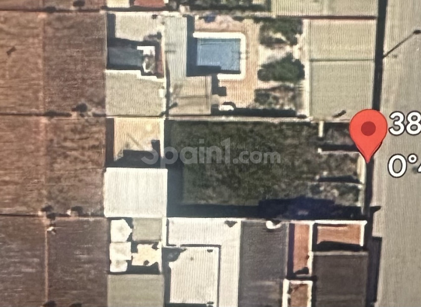 Resale - Plot -
Benijofar