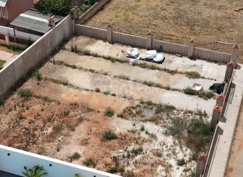 Resale - Plot -
Los Urrutias