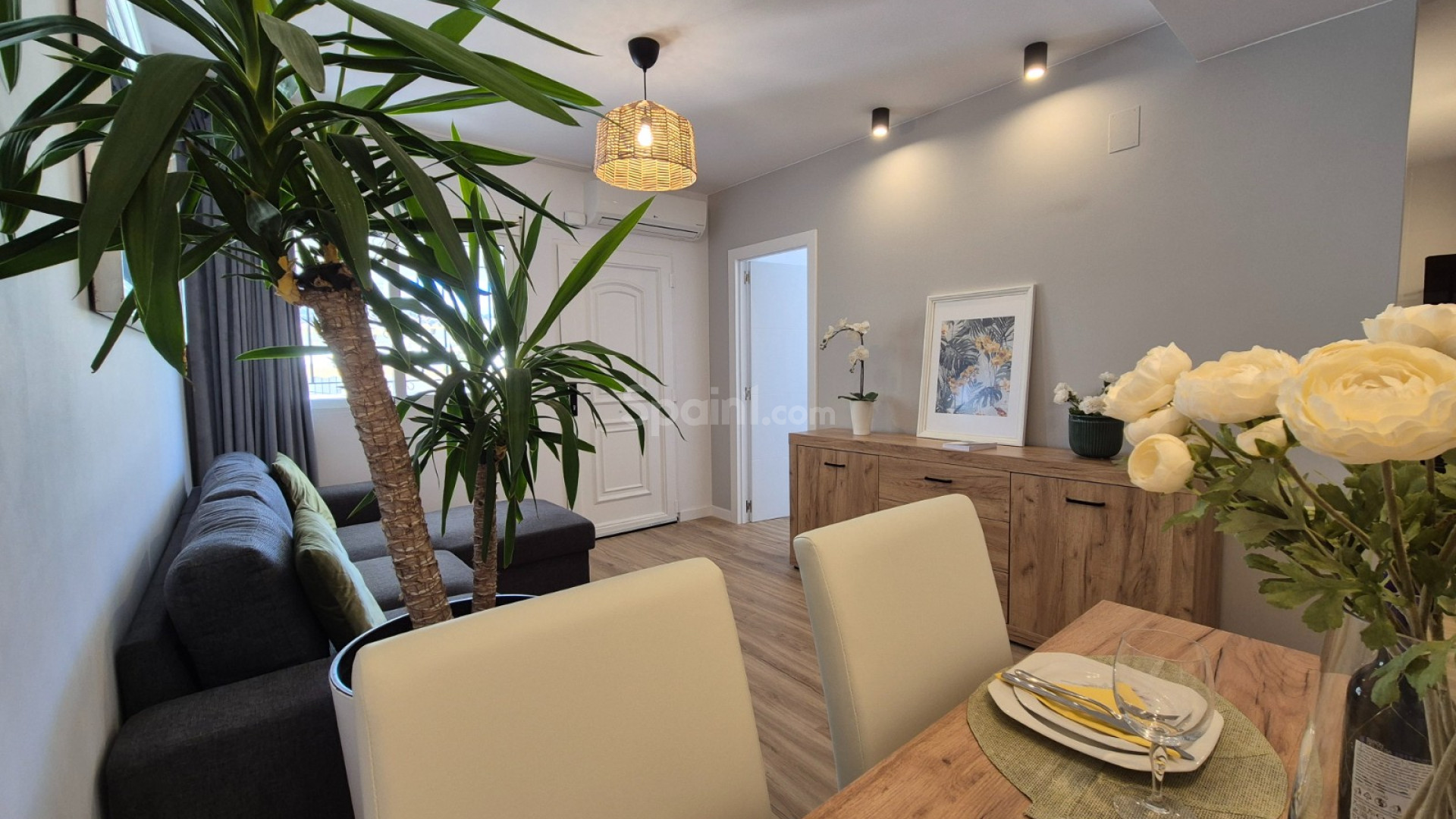 Resale - Radhus -
Alicante - La Florida