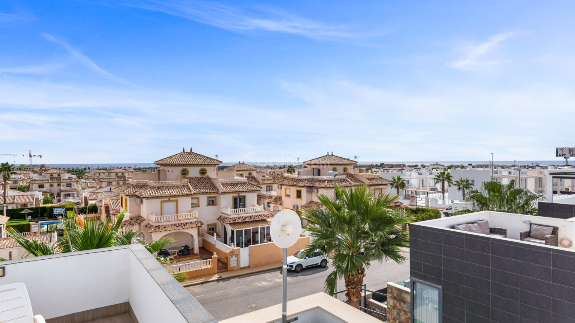 Resale - Radhus -
Alicante - Lomas de Cabo Roig