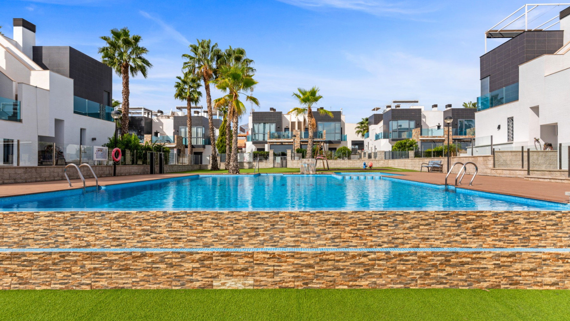 Resale - Radhus -
Alicante - Lomas de Cabo Roig