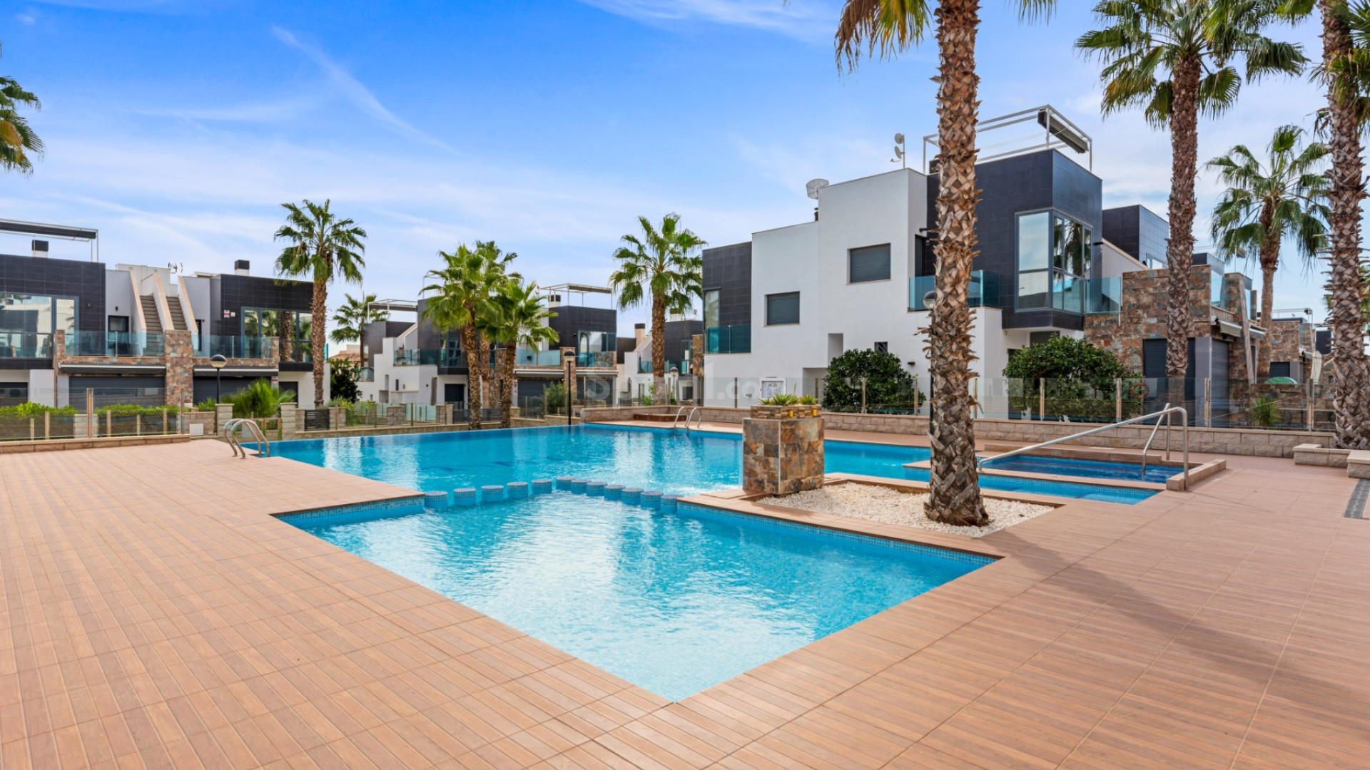 Resale - Radhus -
Alicante - Lomas de Cabo Roig