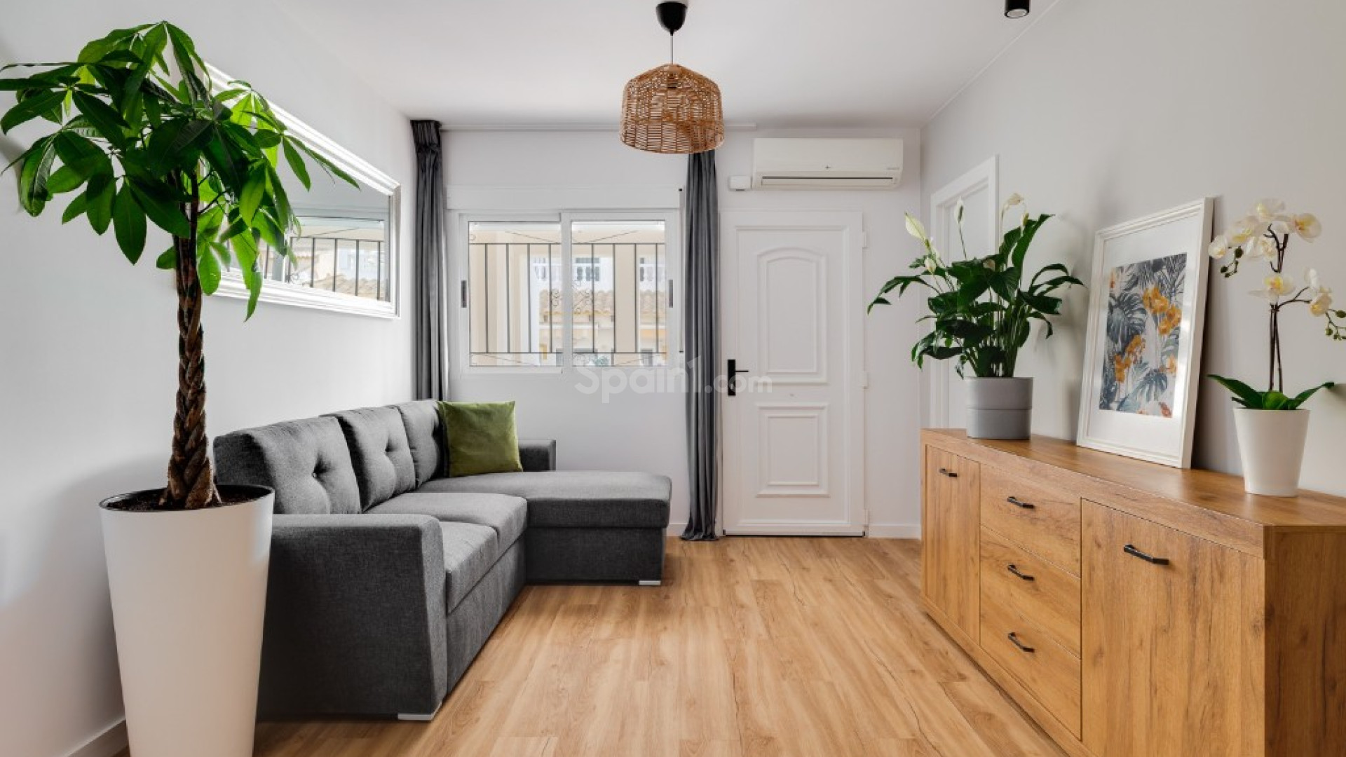 Resale - Radhus -
Costa Blanca - Orihuela Costa