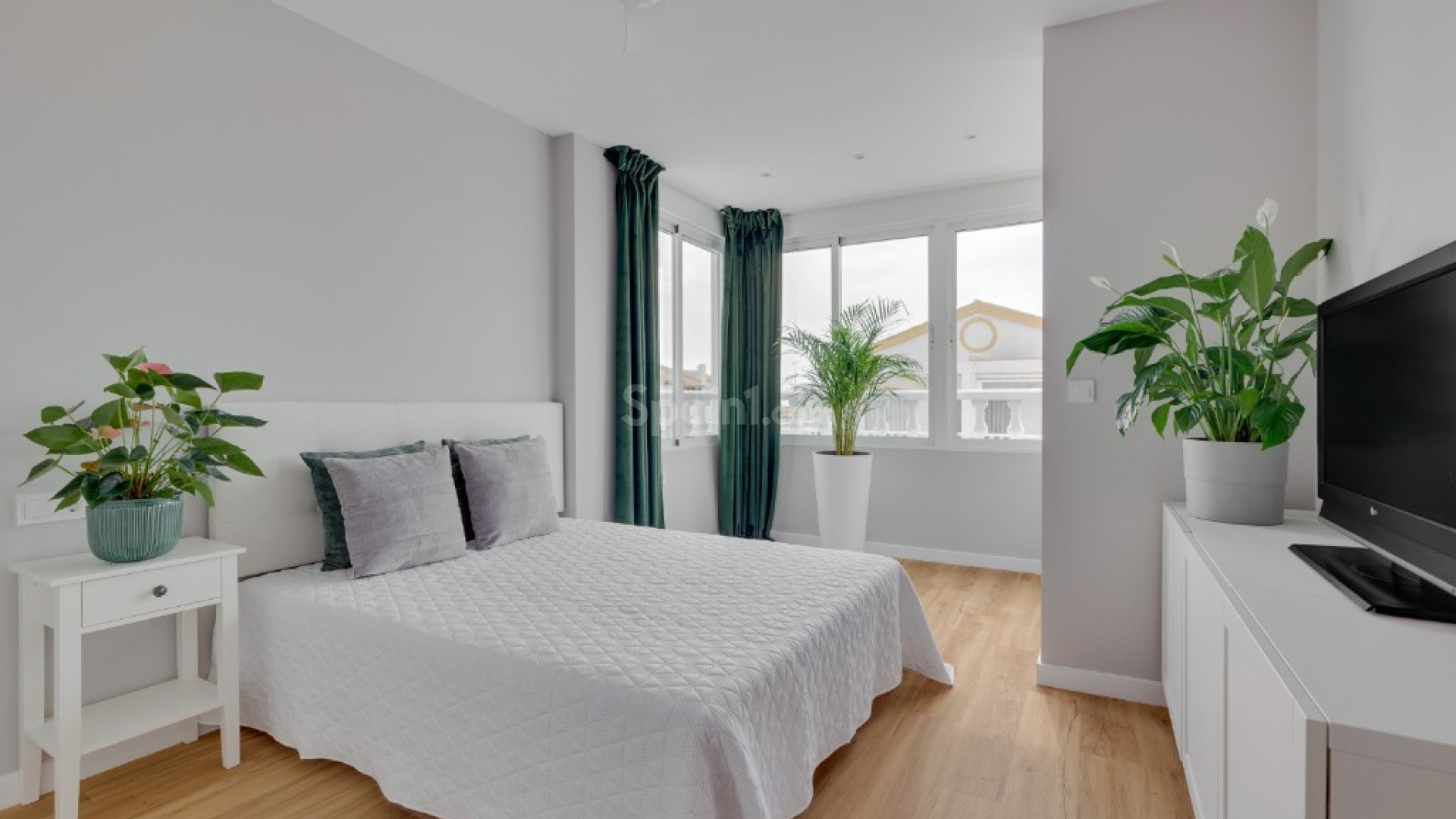 Resale - Radhus -
Costa Blanca - Orihuela Costa