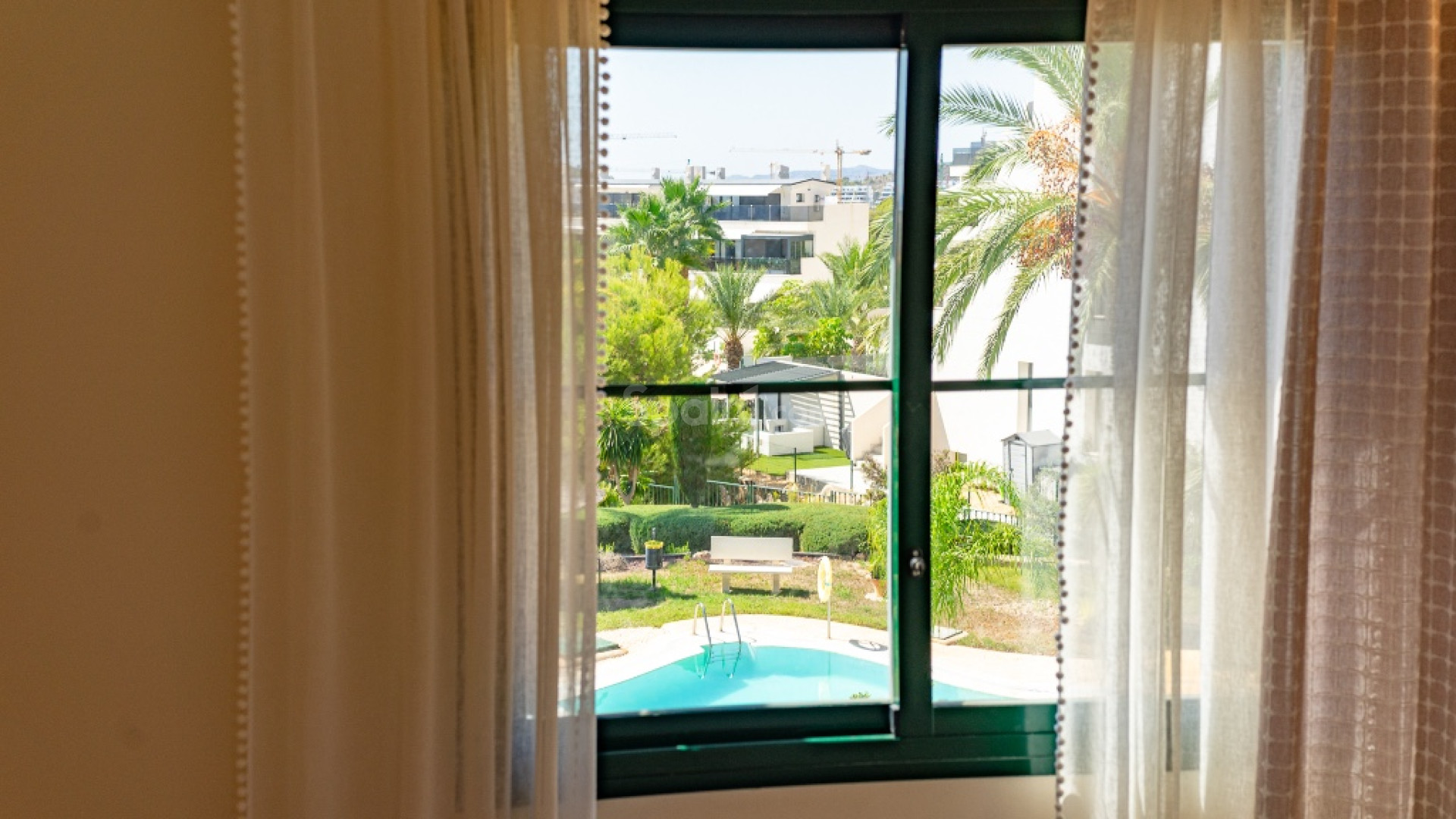 Resale - Radhus -
Finestrat