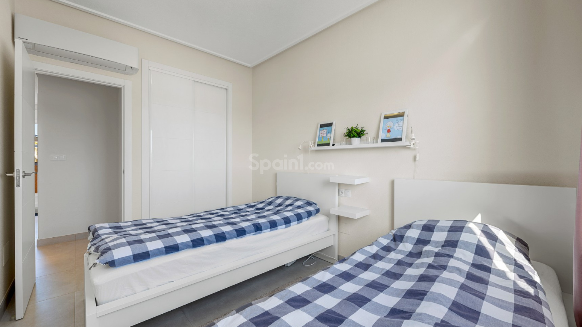 Resale - Radhus -
Lomas de Cabo Roig