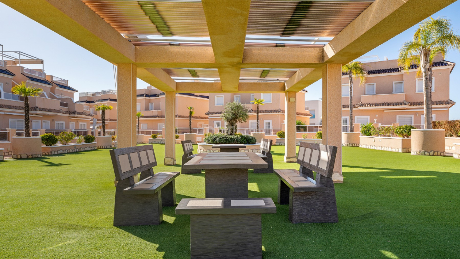 Resale - Radhus -
Lomas de Cabo Roig