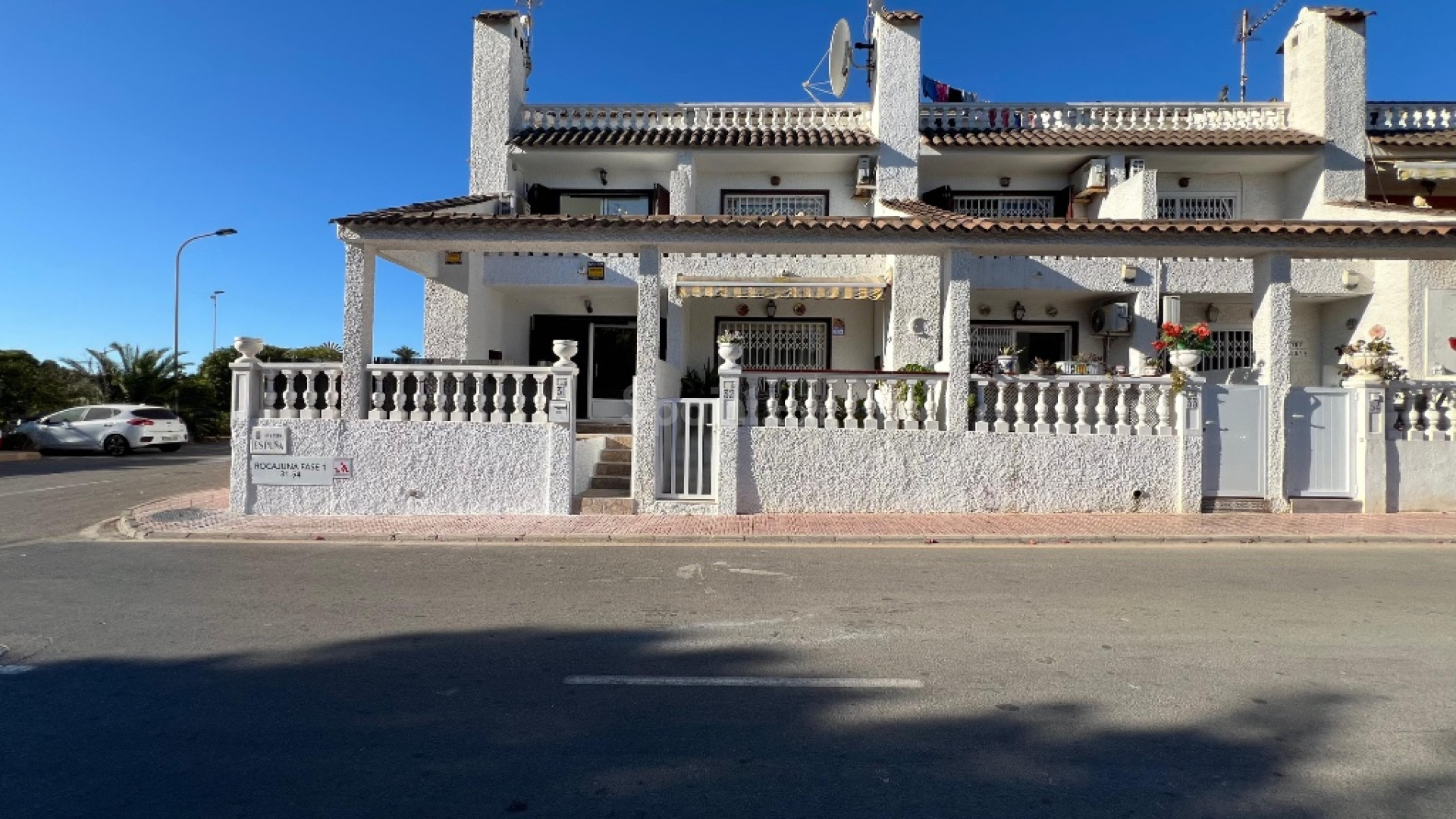 Resale - Radhus -
Los Altos