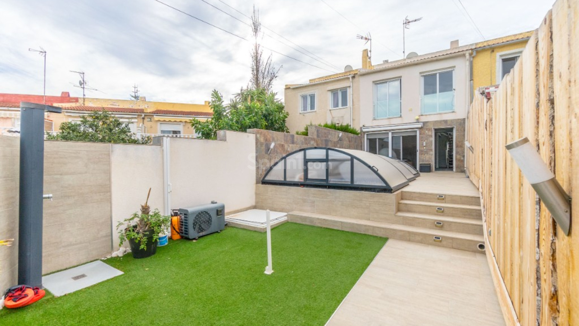 Resale - Radhus -
Los Balcones