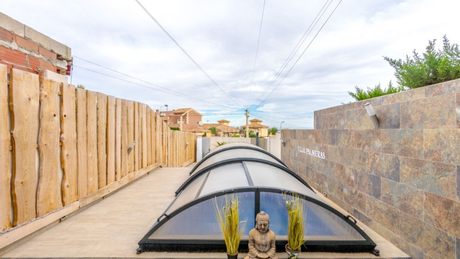 Resale - Radhus -
Los Balcones