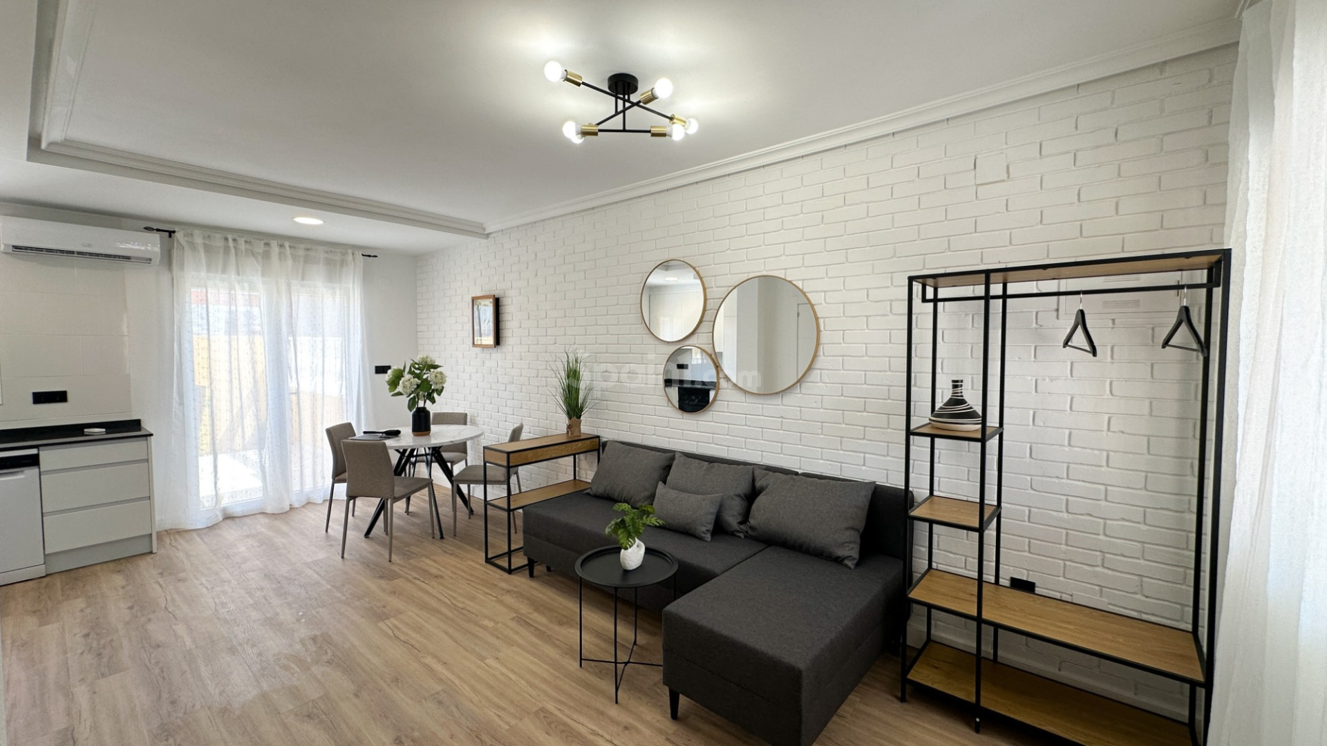 Resale - Radhus -
Orihuela Costa - Cabo Roig