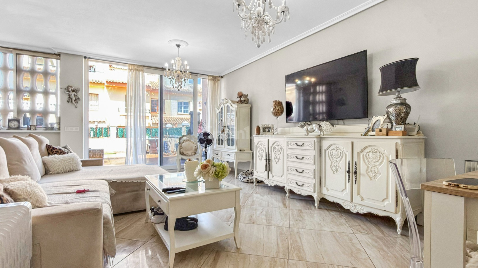 Resale - Radhus -
Orihuela Costa - La Florida