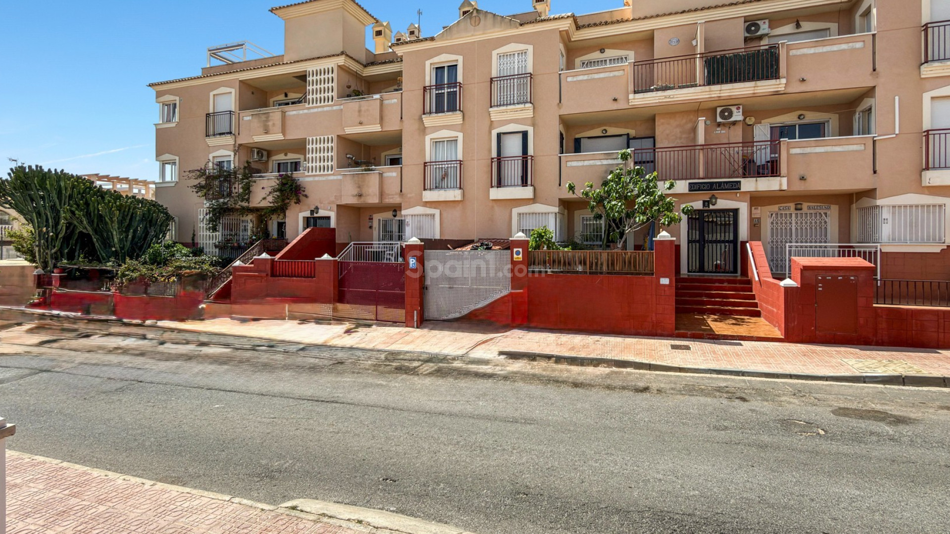 Resale - Radhus -
Orihuela Costa - La Florida