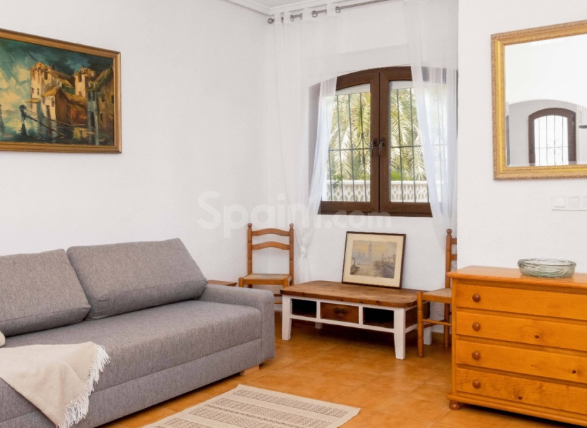 Resale - Radhus -
Orihuela Costa - La Zenia