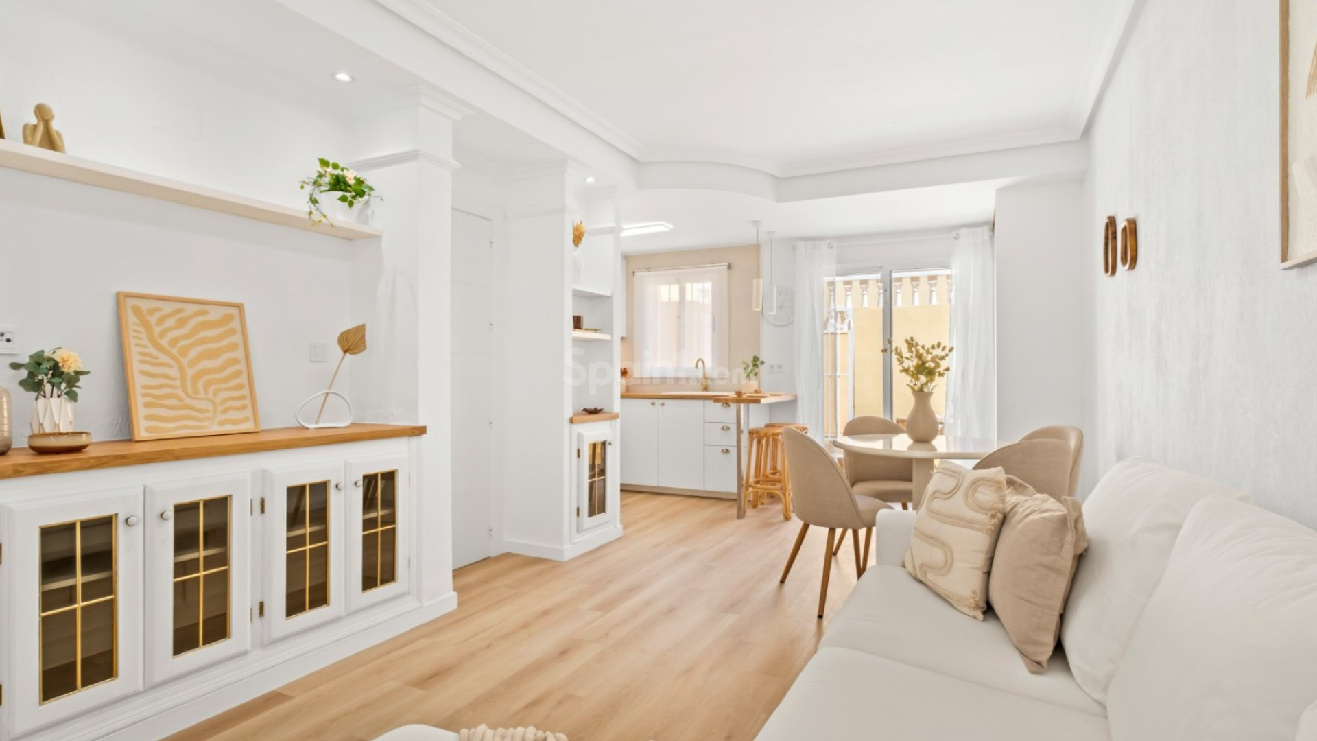 Resale - Radhus -
Orihuela Costa - Las Filipinas
