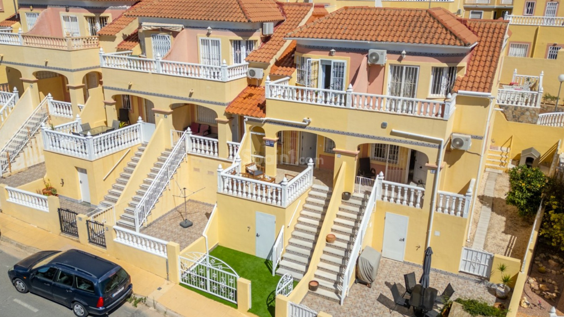 Resale - Radhus -
Orihuela Costa - Las Filipinas