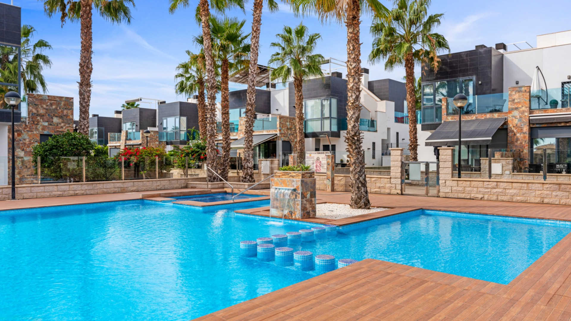 Resale - Radhus -
Orihuela Costa - Lomas de Cabo Roig