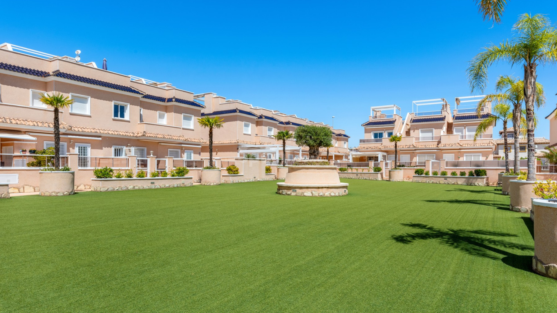 Resale - Radhus -
Orihuela Costa - Lomas de Cabo Roig