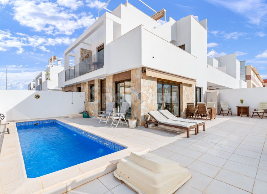 Resale - Radhus -
Orihuela Costa - Lomas de Cabo Roig