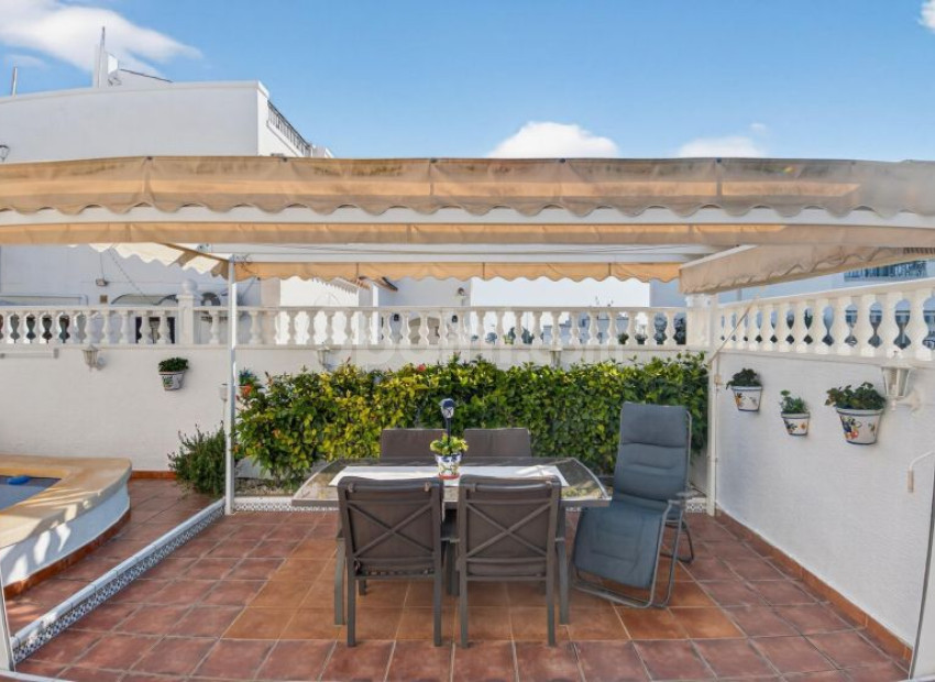 Resale - Radhus -
Orihuela Costa - Los Altos