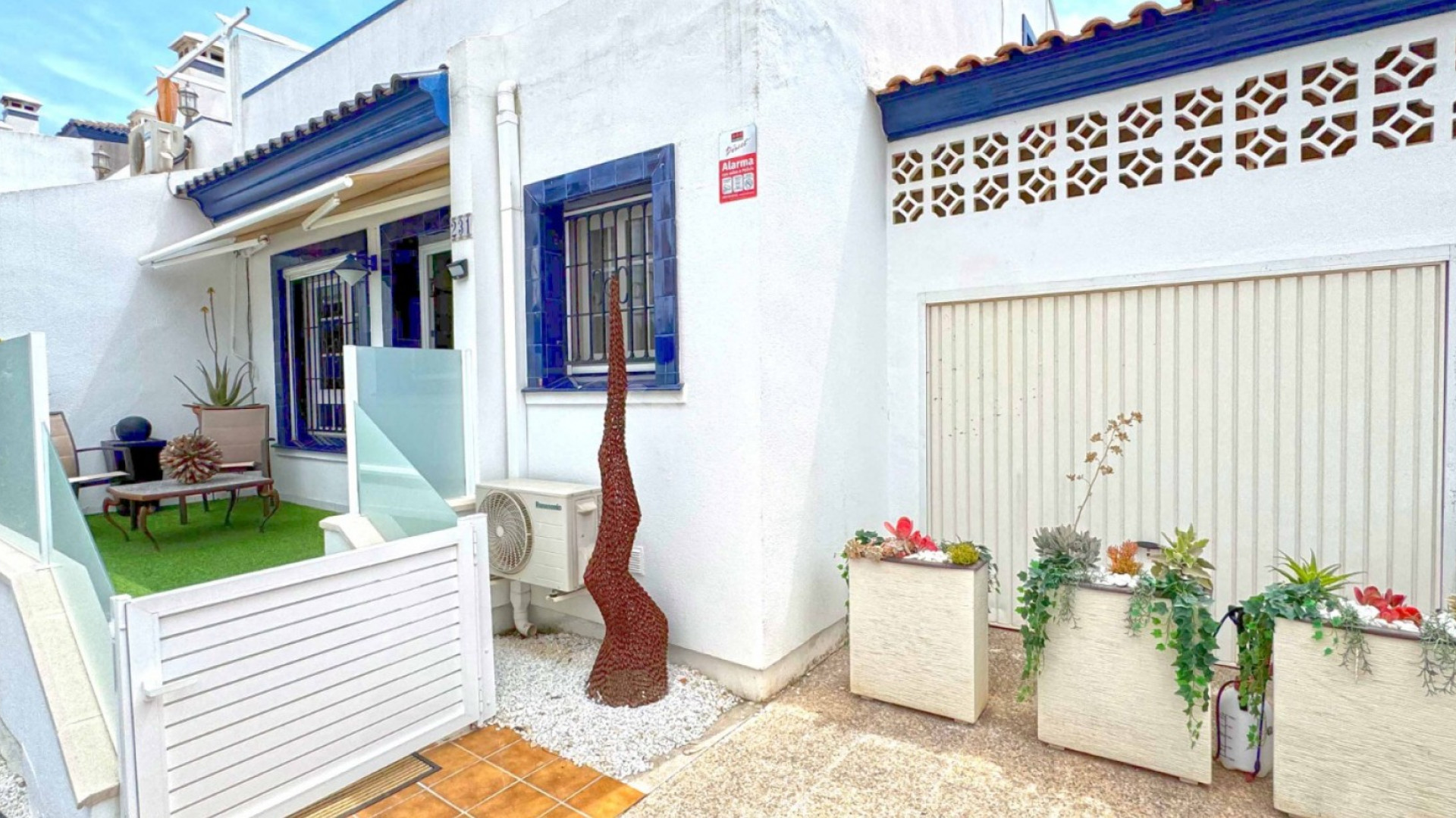 Resale - Radhus -
Orihuela Costa - Los Dolses