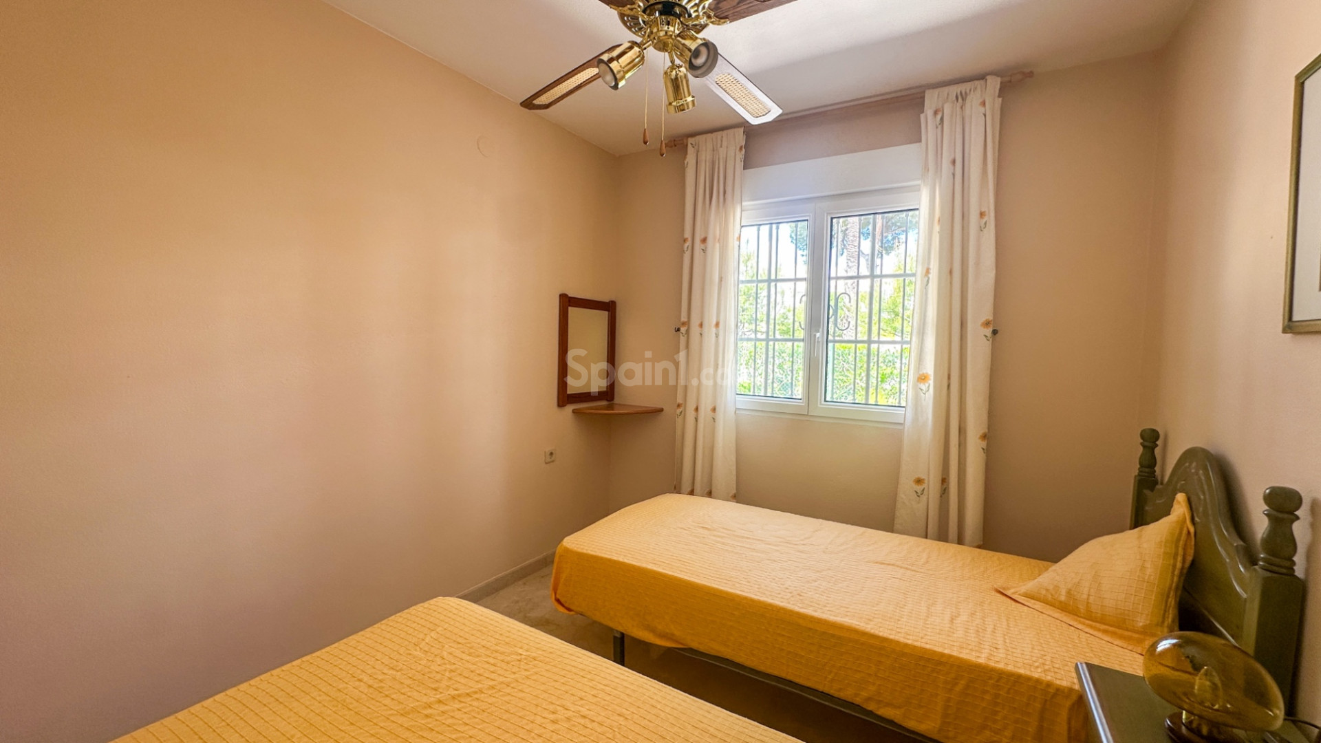 Resale - Radhus -
Orihuela Costa - Los Dolses