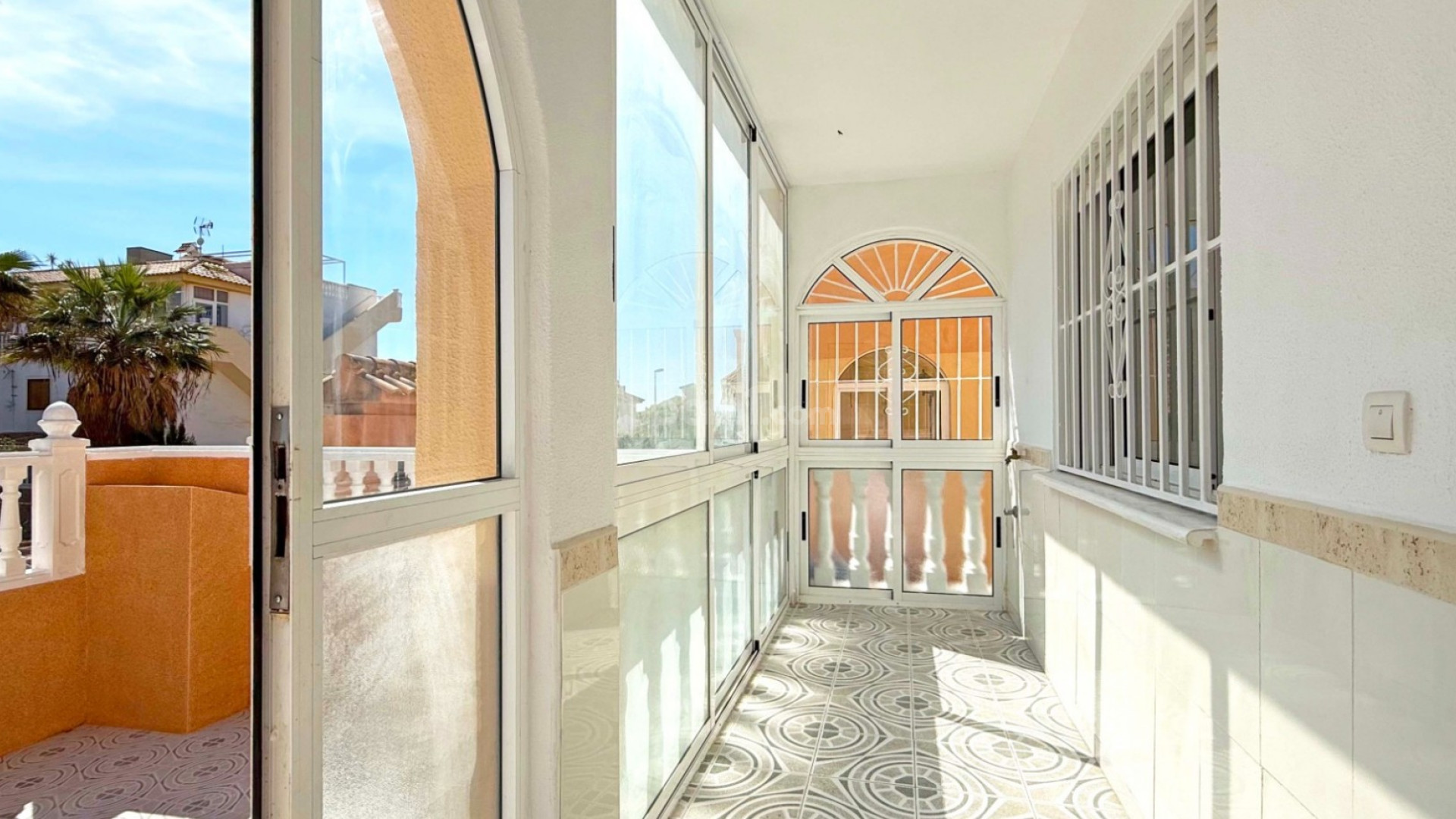 Resale - Radhus -
Orihuela Costa - Playa Flamenca
