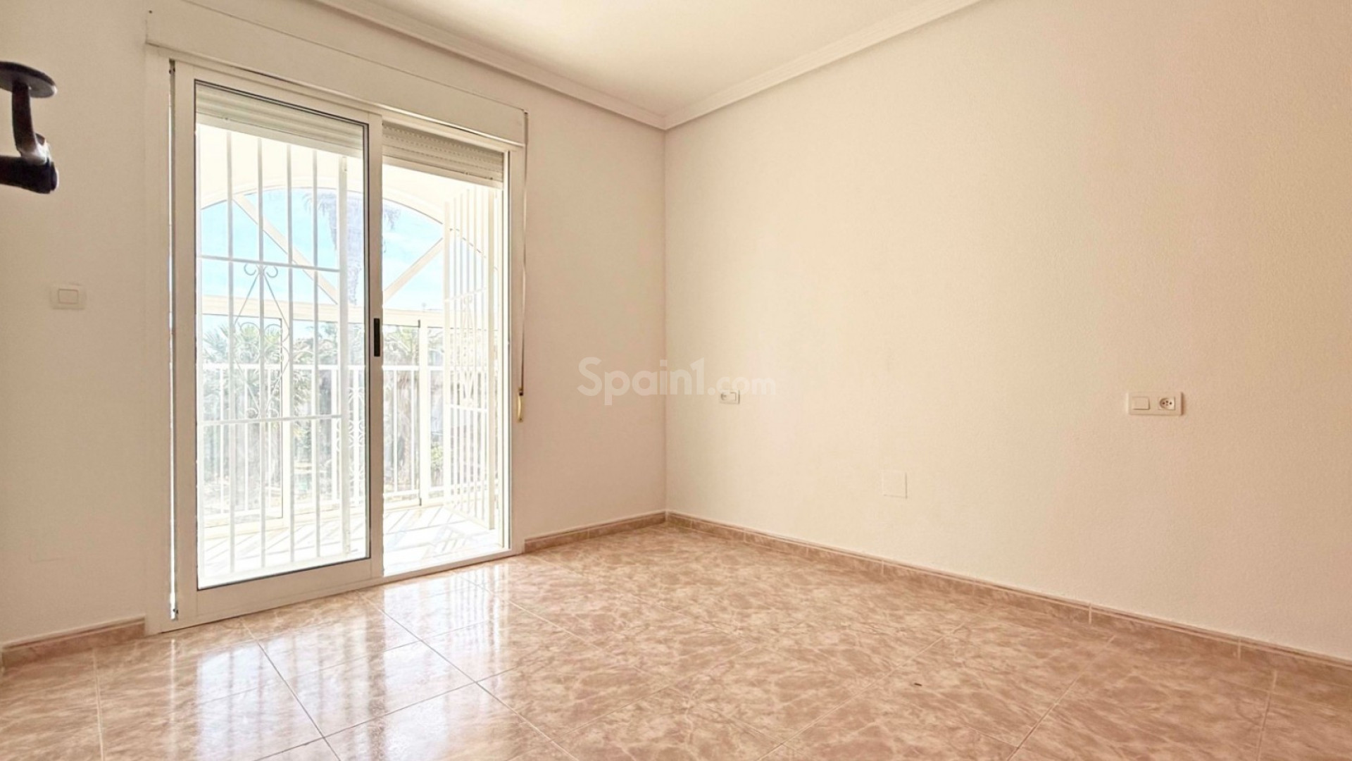 Resale - Radhus -
Orihuela Costa - Playa Flamenca