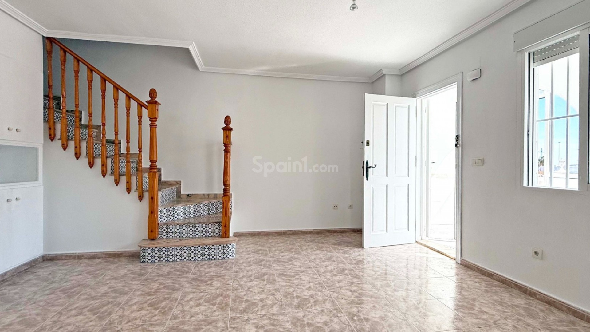 Resale - Radhus -
Orihuela Costa - Playa Flamenca