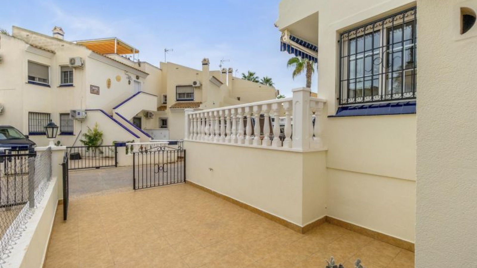 Resale - Radhus -
Orihuela Costa - Playa Flamenca