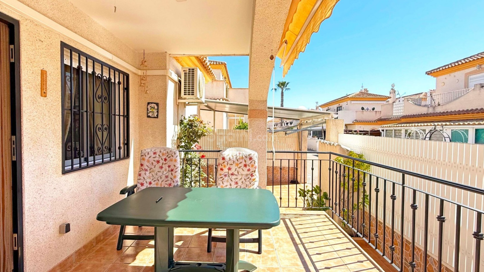 Resale - Radhus -
Orihuela Costa - Playa Flamenca