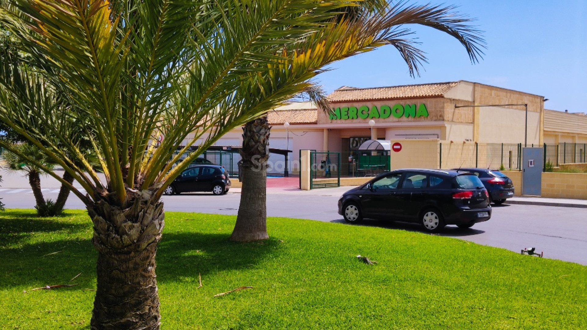 Resale - Radhus -
Orihuela Costa - Playa Flamenca