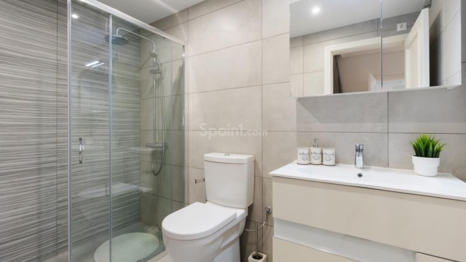 Resale - Radhus -
Orihuela Costa - Playa Flamenca