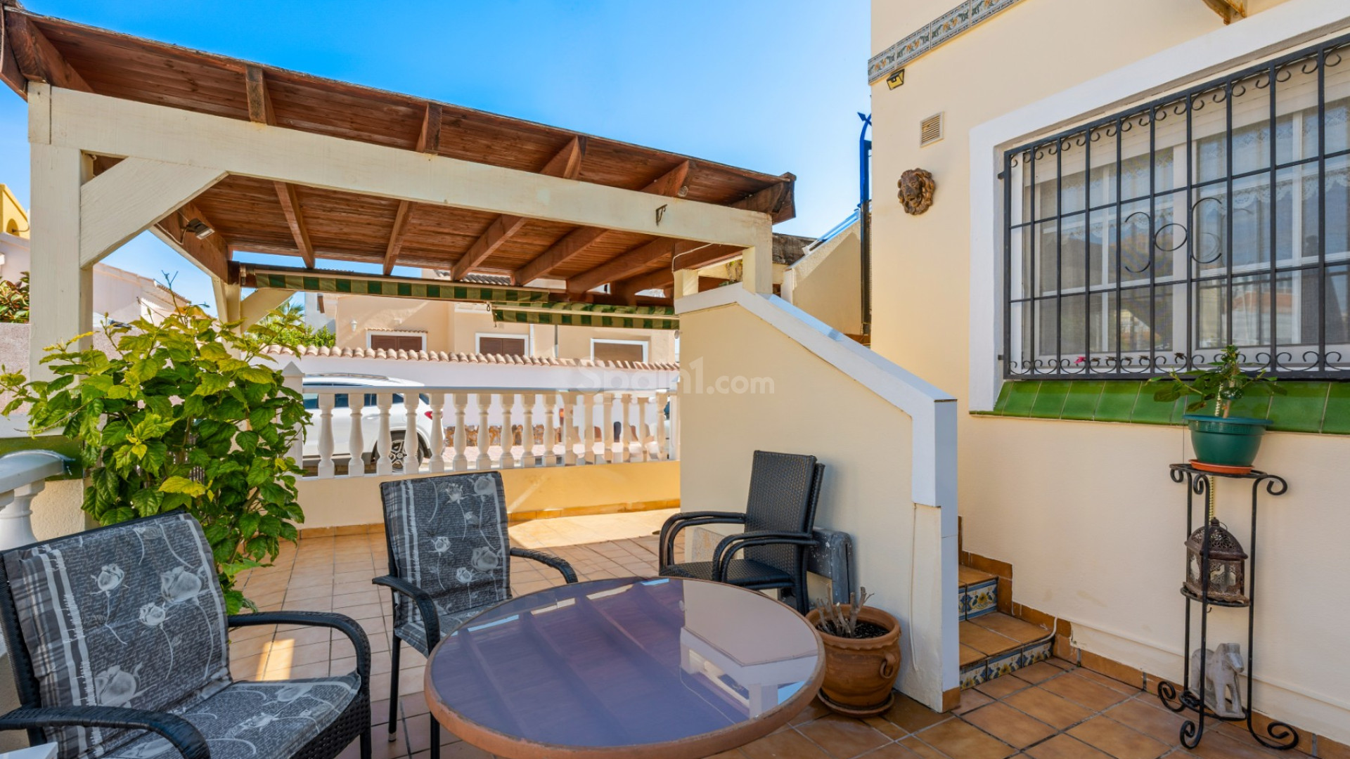 Resale - Radhus -
Orihuela Costa - Playa Flamenca