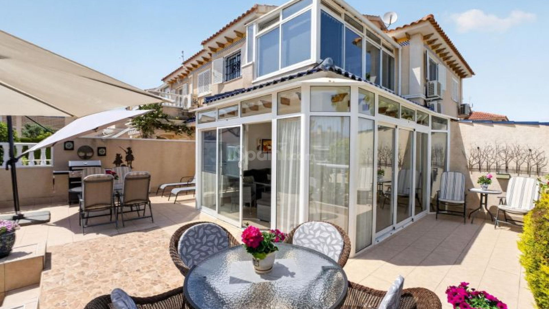 Resale - Radhus -
Orihuela Costa - Playa Flamenca