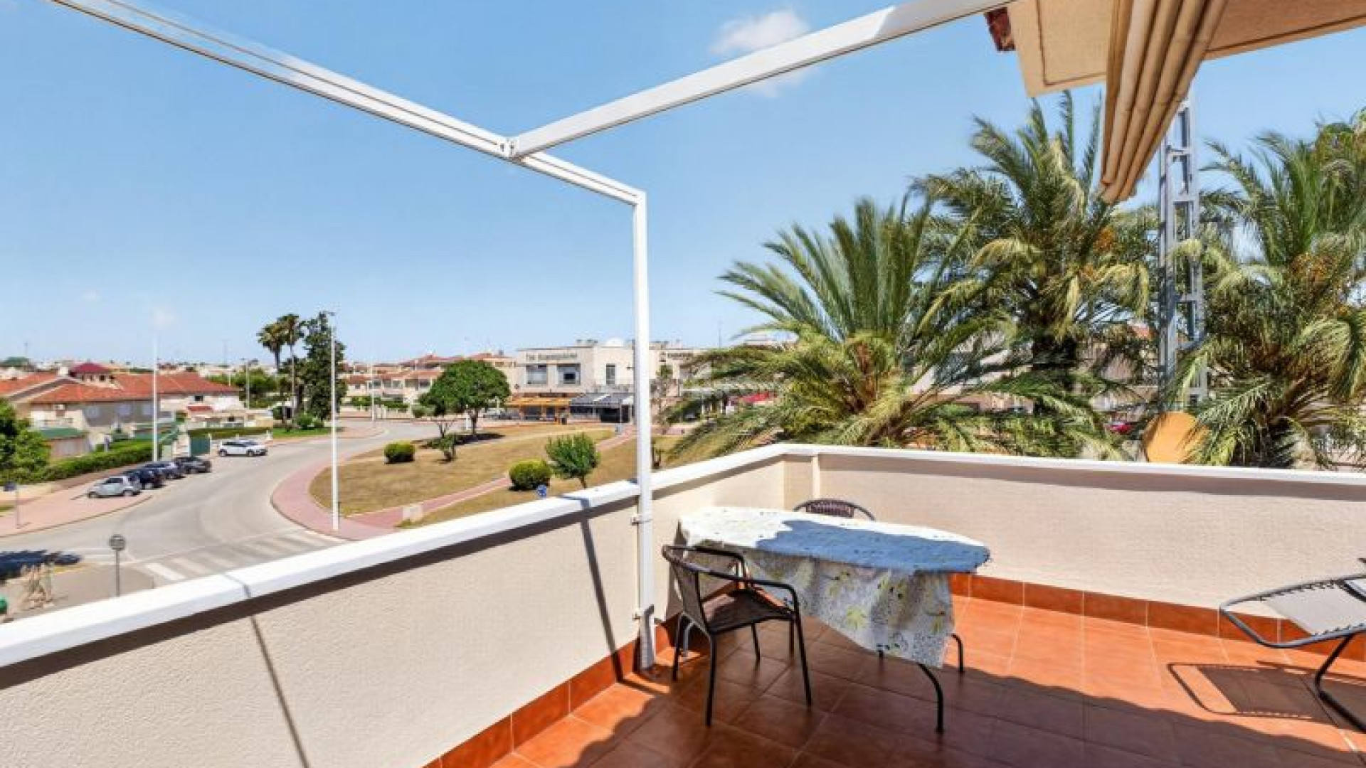 Resale - Radhus -
Orihuela Costa - Playa Flamenca