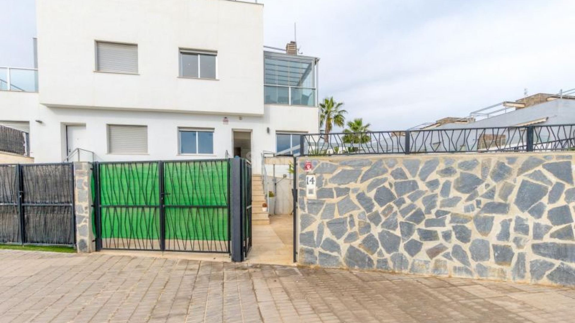 Resale - Radhus -
Orihuela Costa - Punta Prima