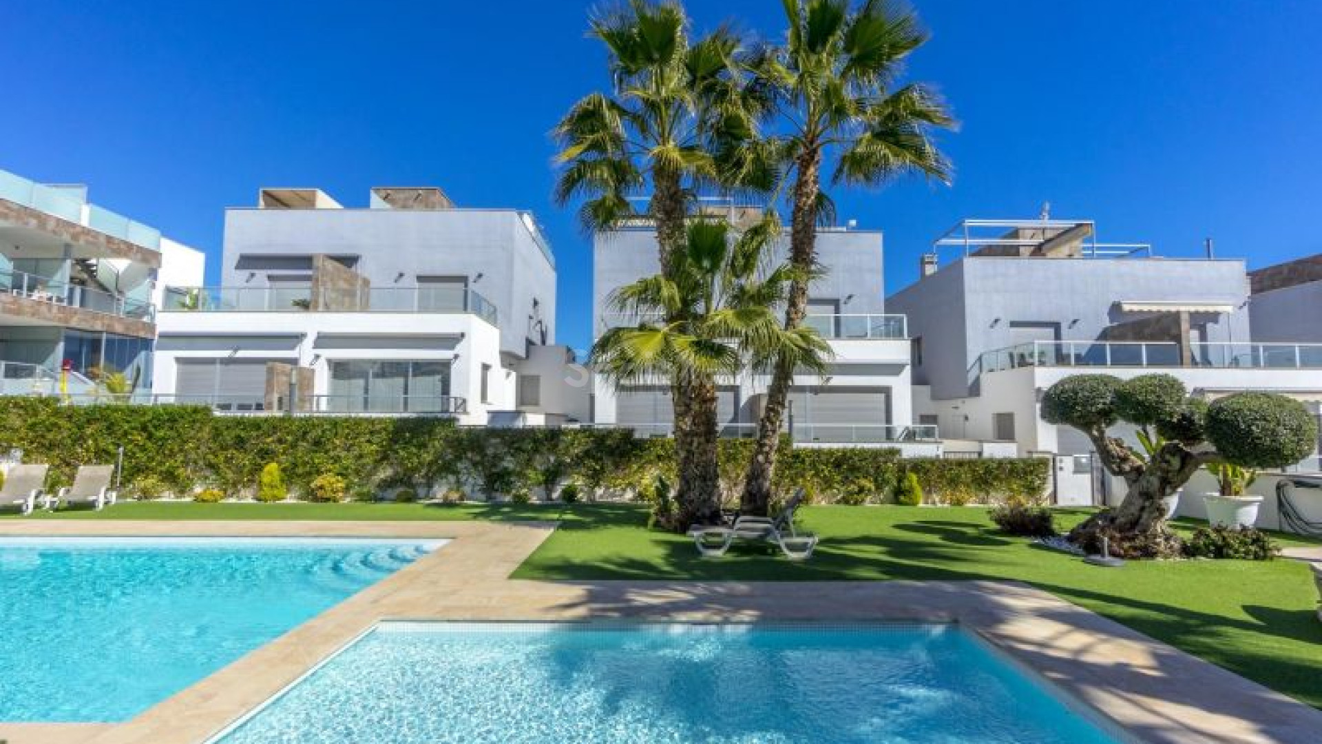 Resale - Radhus -
Orihuela Costa - Punta Prima