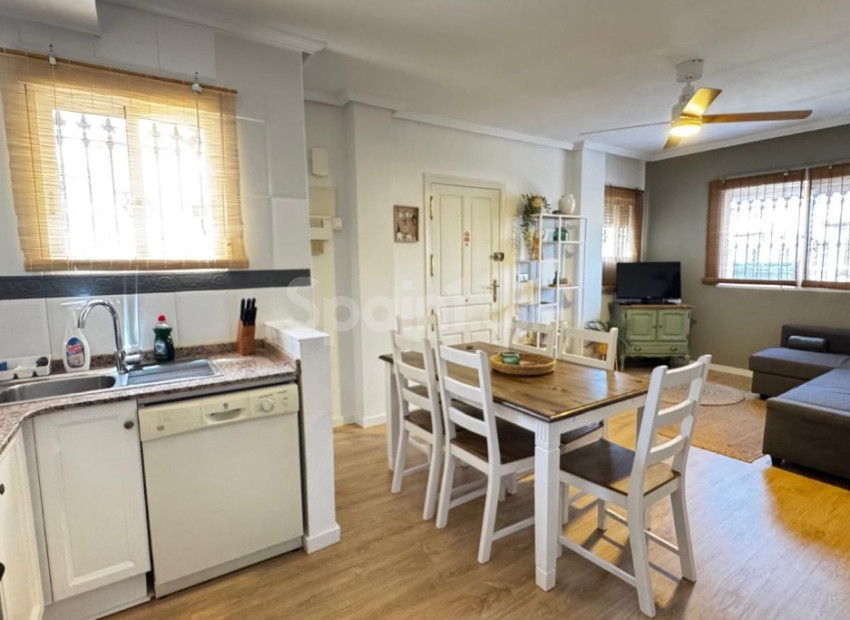 Resale - Radhus -
Orihuela Costa - Villamartin