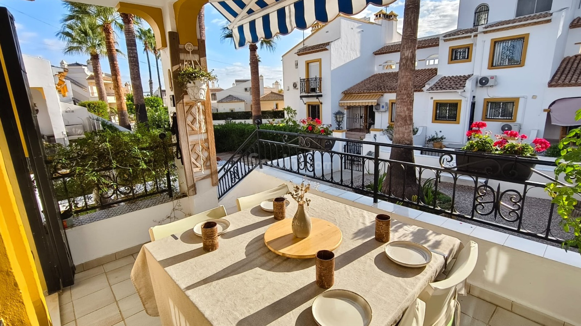 Resale - Radhus -
Orihuela Costa - Villamartin