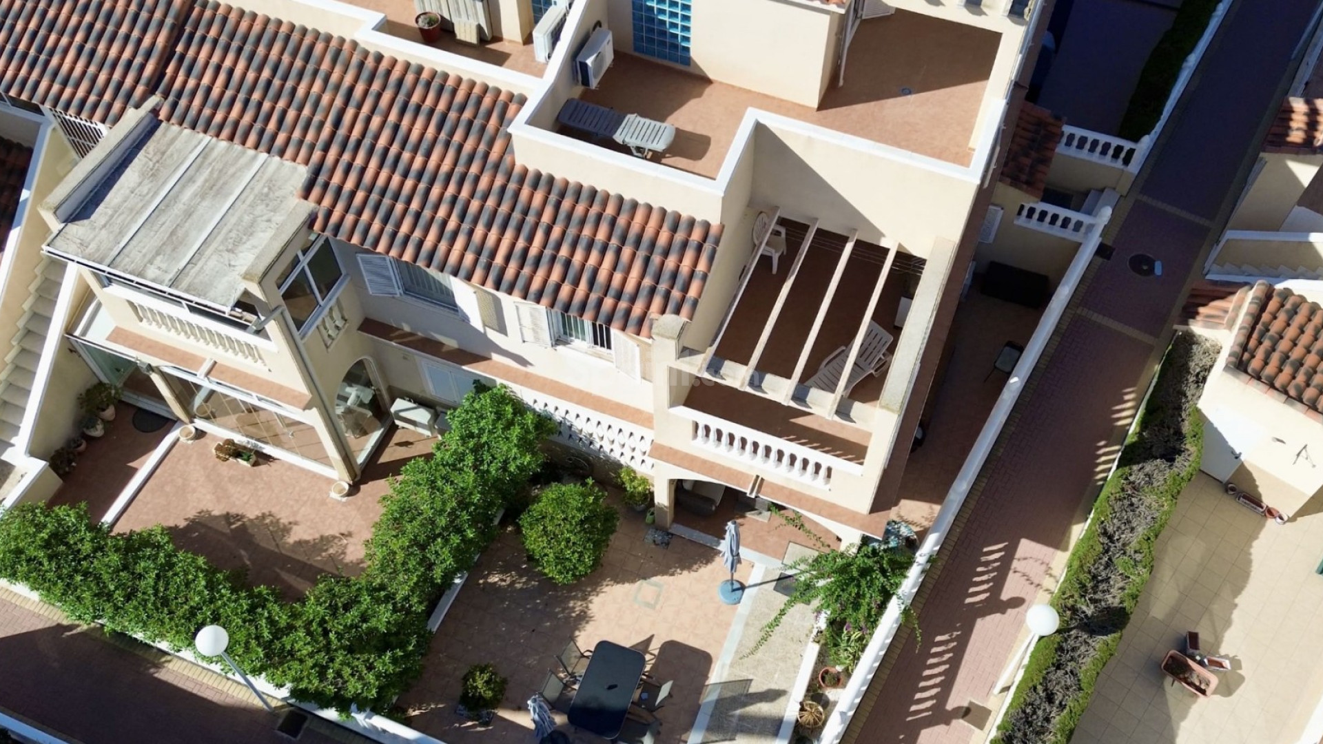 Resale - Radhus -
Orihuela - Zeniamar-Horizonte-La Campana