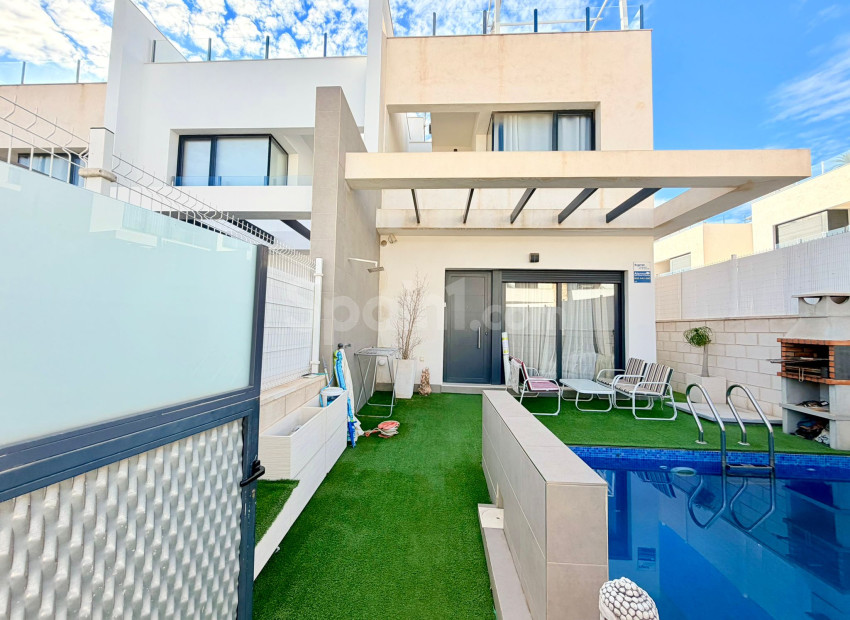 Resale - Radhus -
Orihuela